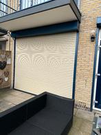 2 Rolluiken, Doe-het-zelf en Verbouw, Rolluiken, Ophalen, Gebruikt, 200 cm of meer, Crème of Beige