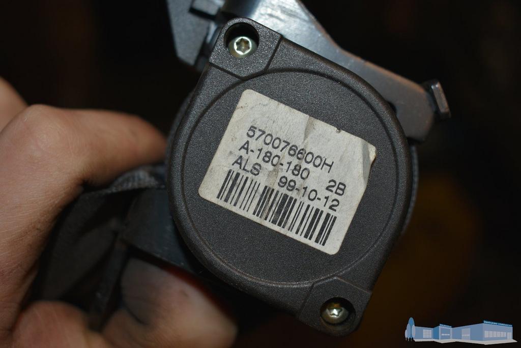 Veiligheidsgordel rechts-achter met artikelnummer, Auto-onderdelen, Gebruikt, -, -, Ophalen of Verzenden