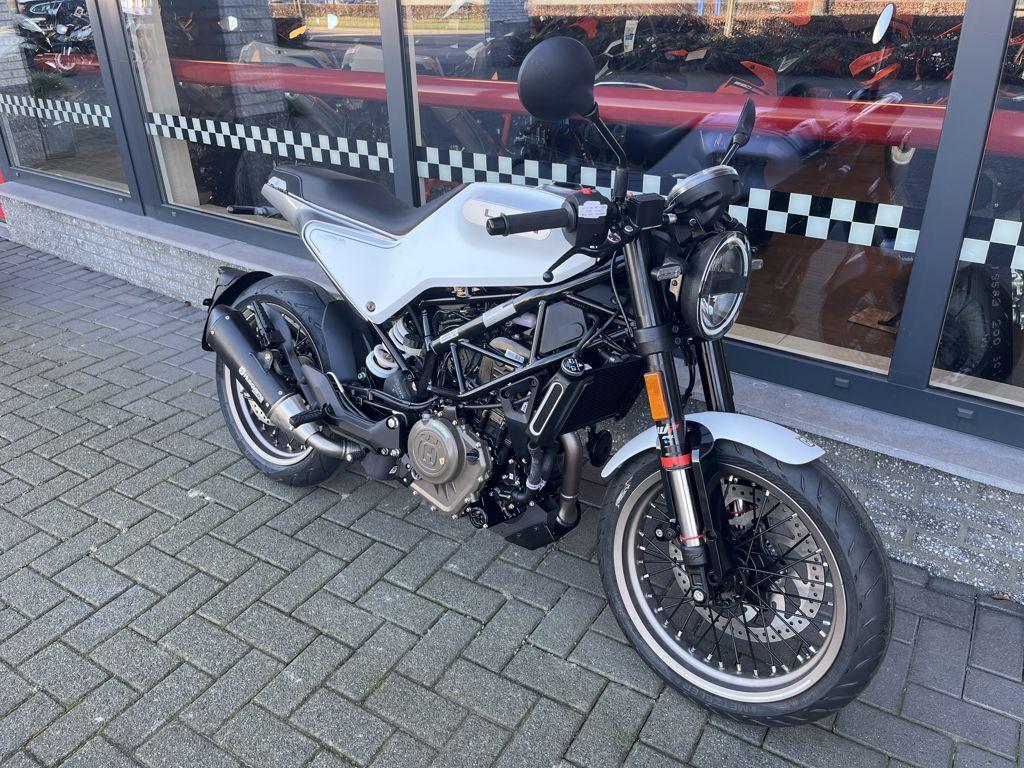HUSQVARNA VITPILEN 401 2023, Motoren, Motoren | Husqvarna, Bedrijf, Naked bike