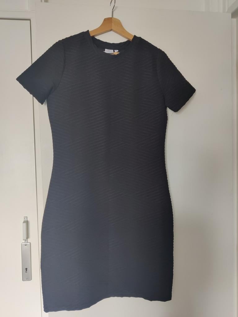 Zwart jurkje met structuur Maat L, Zwart, Ophalen of Verzenden, Gedragen, Boven de knie