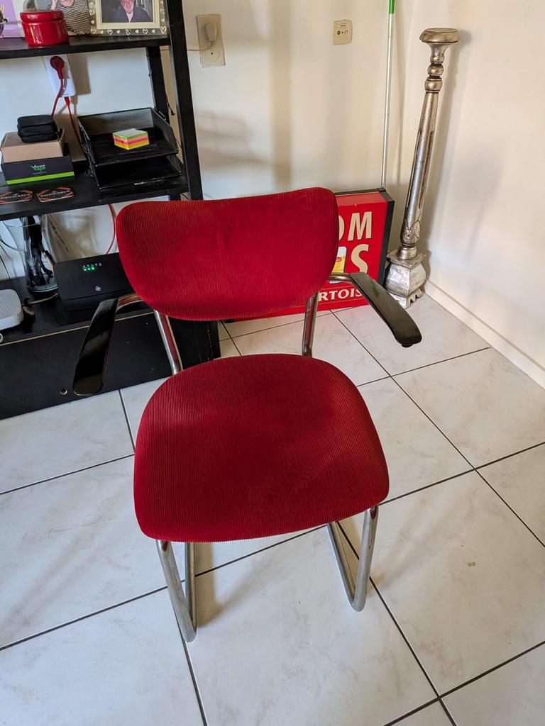 Gispen/ De wit 3011 stoel zwart en rood, Ophalen of Verzenden, Wit