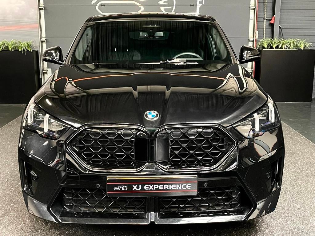 BMW X2 SDrive20i M-Sport Launch Edition NAP MASSAGE PANO GAR, Auto's, BMW, Adaptive Cruise Control, X2, Zwart, Bedrijf