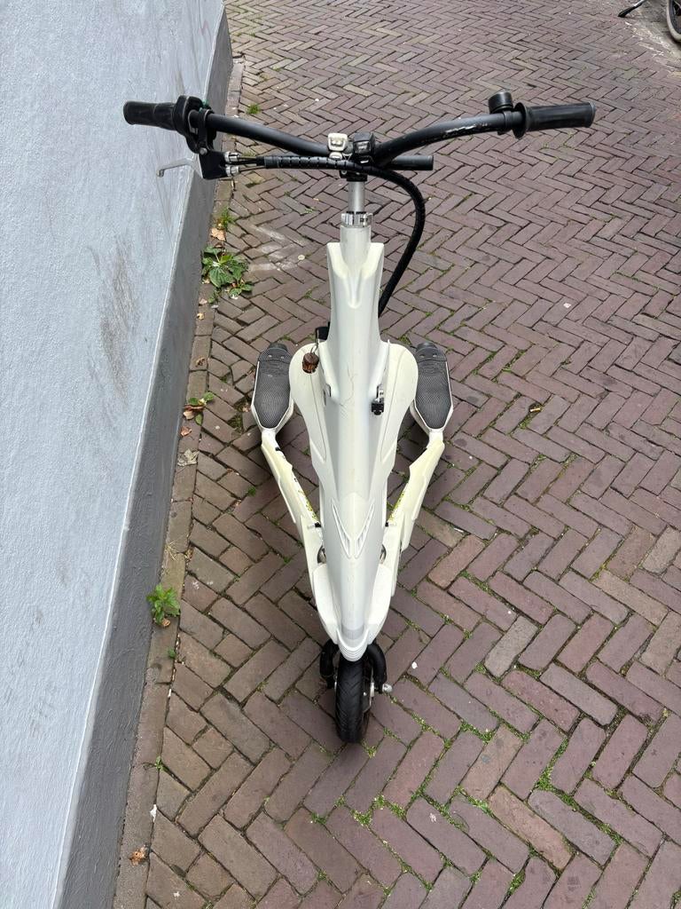 Elektrische Trikke, Ophalen, Gebruikt, Elektrische step (E-scooter)