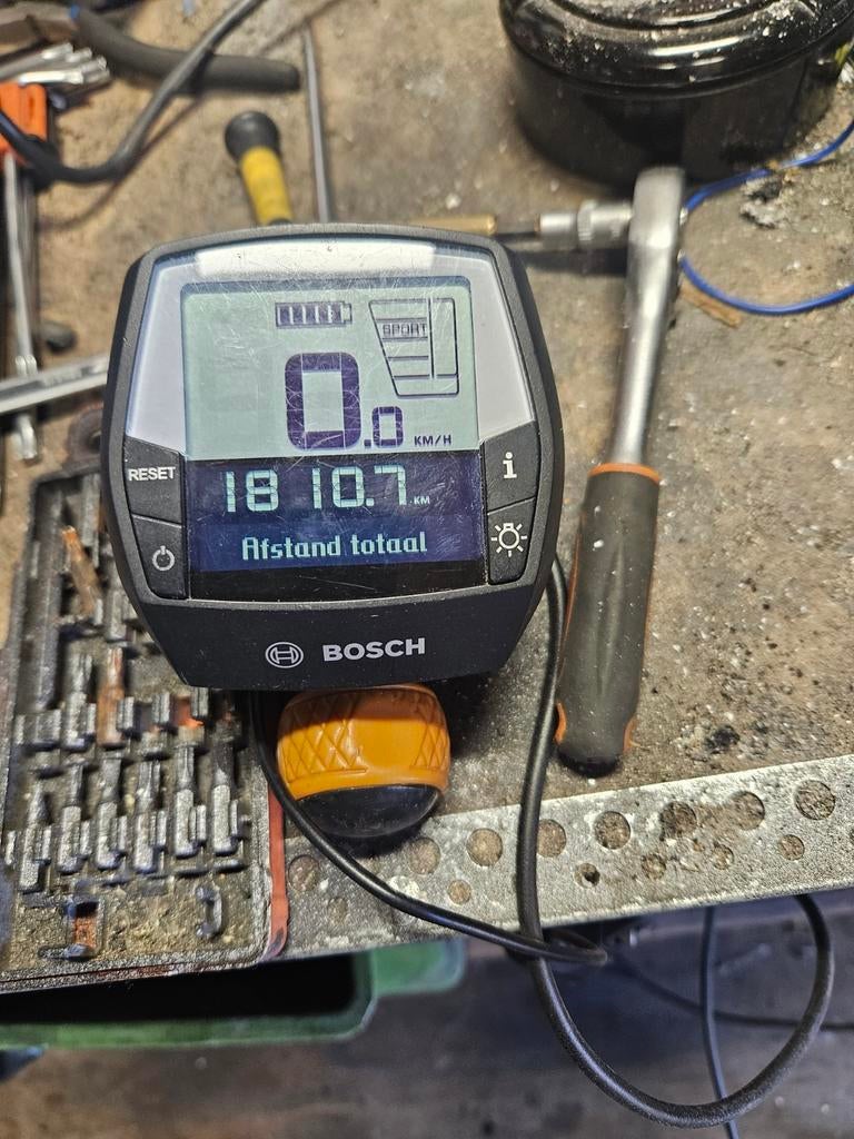 Bosch actief line generatie 3 25, Fietsen en Brommers, Fietsaccessoires | Fietscomputers, Ophalen of Verzenden, Zo goed als nieuw