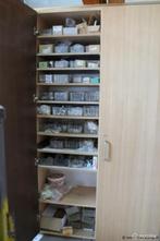 Online Veiling: Voorraadkast incl. inhoud bestaande uit b..., Huis en Inrichting, Kasten | Overige, Gebruikt