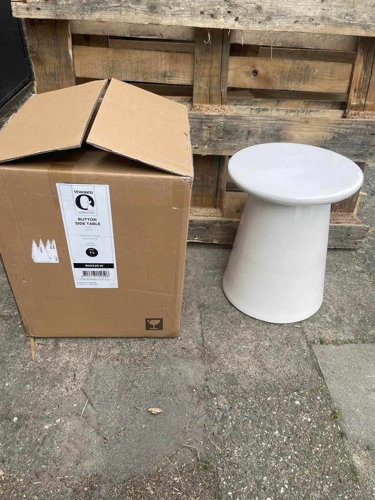 Witte keramische bijzettafel - Nieuw in doos, Huis en Inrichting, Tafels | Bijzettafels, 45 tot 60 cm, Overige materialen, Minder dan 55 cm