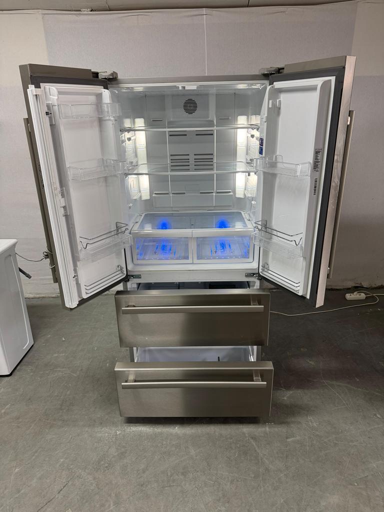 RVS Beko Koelkast met vriezer -  Met Bezorgen!!!!!!!, 200 liter of meer, 60 cm of meer, Met aparte vriezer, Zo goed als nieuw