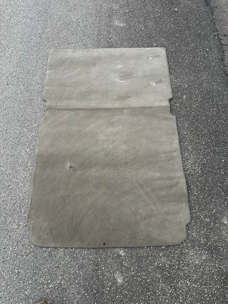 Volvo V70 XC70 PIII Lang model vloermat kofferbak, Ophalen, Gebruikt