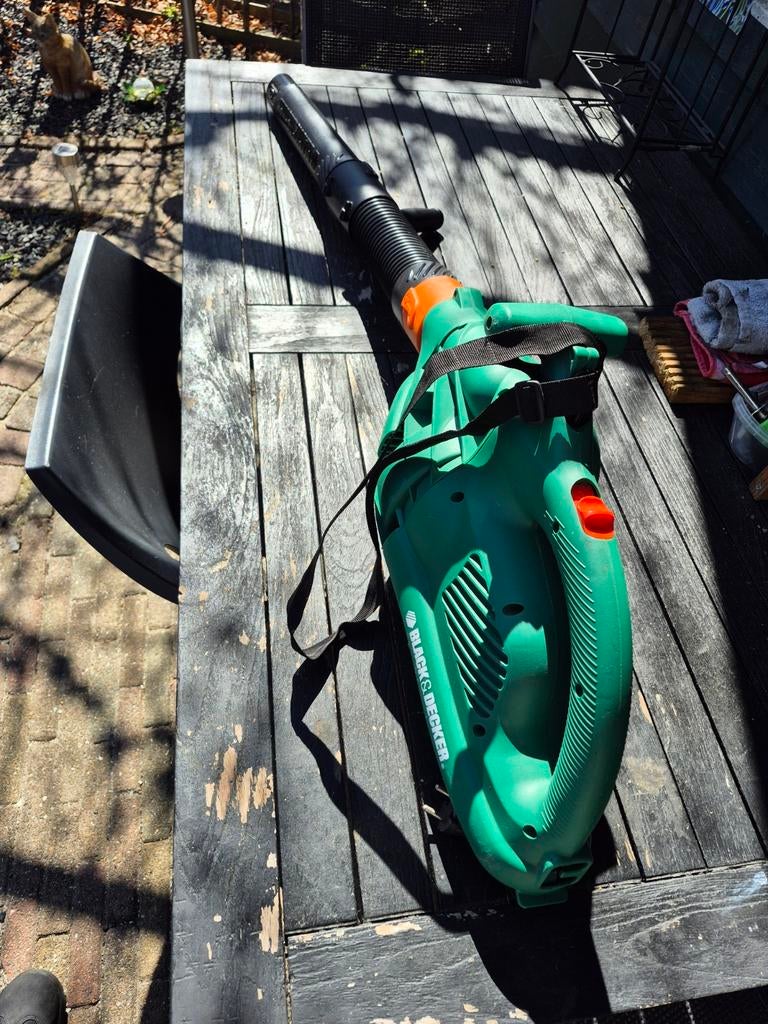 Black & Decker bladblazer, Gebruikt, Met zuigfunctie, Handgedragen, Ophalen of Verzenden