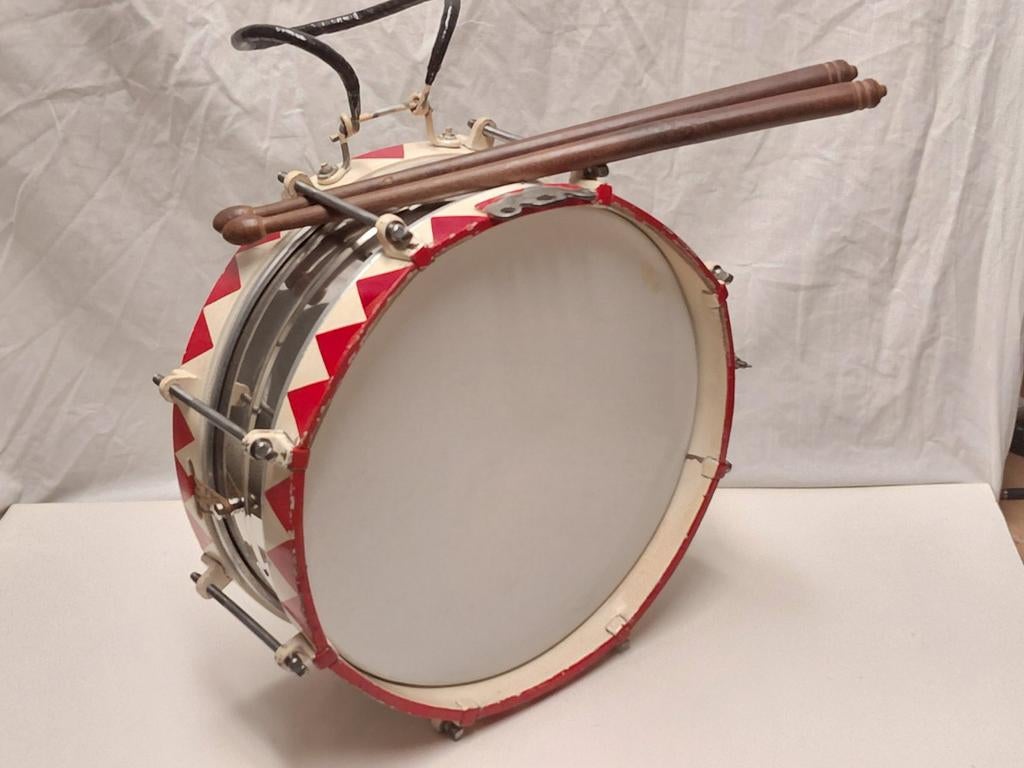 Oude militaire trommel, snare drum,  WOII, HJ vintage, Muziek en Instrumenten, Drumstellen en Slagwerk, Ophalen of Verzenden, Zo goed als nieuw
