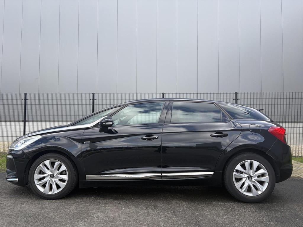 Citroen DS5 2.0 Hybrid4 Sport Chic | MEMORY | STOELMASSAGE, Auto's, Citroën, Automaat, Euro 5, Gebruikt, Zwart