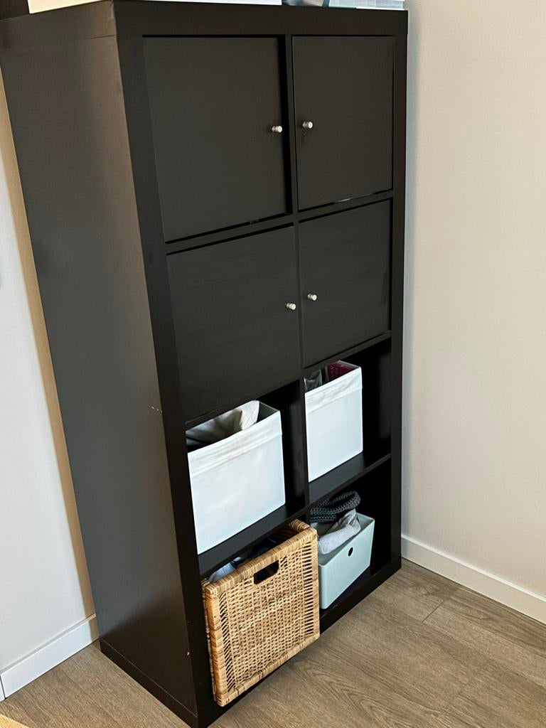 IKEA Kallax kast met 4 deurtjes - Zwart, Ophalen, Gebruikt
