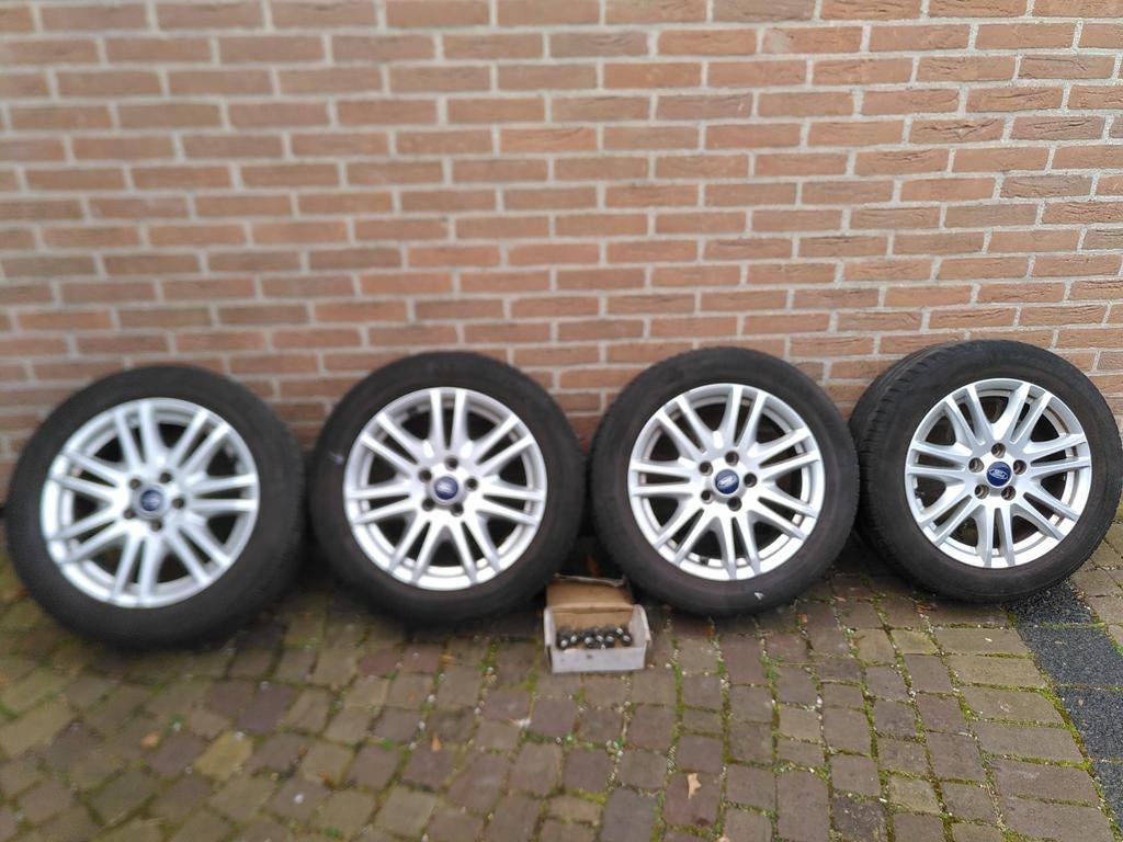 Ford Focus 16 inch velgen met versleten zomerbanden, Auto-onderdelen, Banden en Velgen, Ophalen