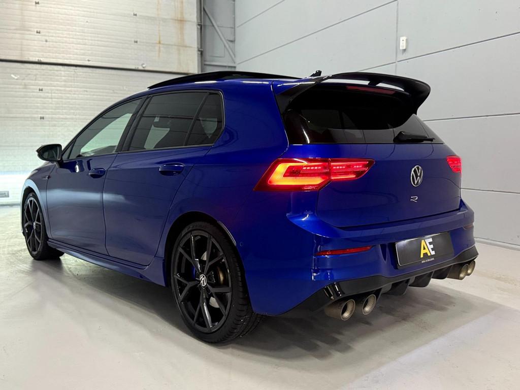 Volkswagen Golf 8 R 2.0 TSI 4Motion 320PK PERFORMANCE Akra L, Gebruikt, 4 cilinders, 1984 cc, 1451 kg