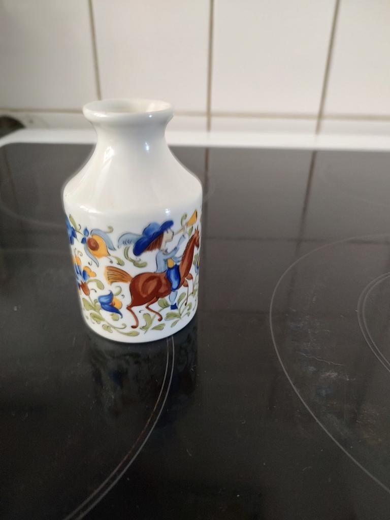 Zeldzaam Villeroy & Boch Troubadour Vaasje, Antiek en Kunst, Ophalen of Verzenden