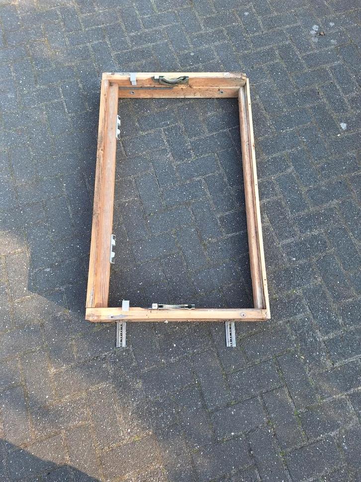 Velux dakramen type GGL 601 & GGL C01, Doe-het-zelf en Verbouw, Glas en Ramen, Gebruikt, Dakraam, 80 tot 120 cm, Minder dan 80 cm