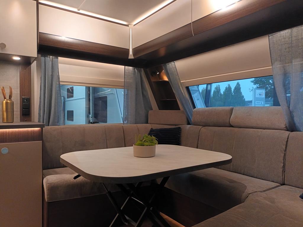 Polar Blueline 520 FD, Caravans en Kamperen, Caravans, Schokbreker, Rondzit, Bedrijf, Overige typen
