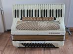 Hohner Verdi V Accordeon Z.G.A.N. 120 bas, Ophalen, Met koffer, Toetsaccordeon, Zo goed als nieuw