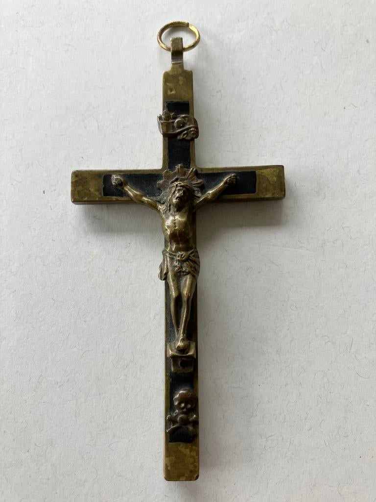 Kruisje hanger kruisbeeld kruisbeeldje brons vintage corpus, Ophalen of Verzenden