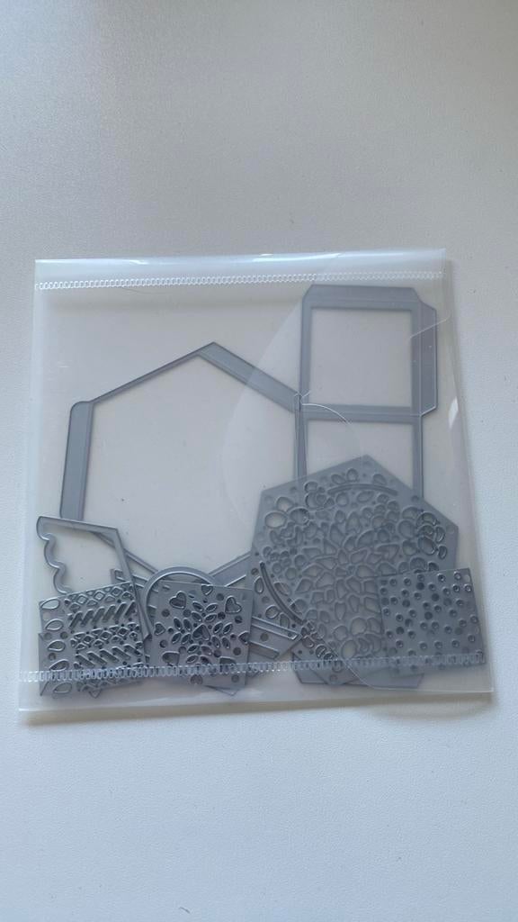 Snijmallen Stampin' Up! - Bloomin' Heart & Botanical Builder, Geschikt voor snijden, Gebruikt, Zilver, Gereedschap of Toebehoren