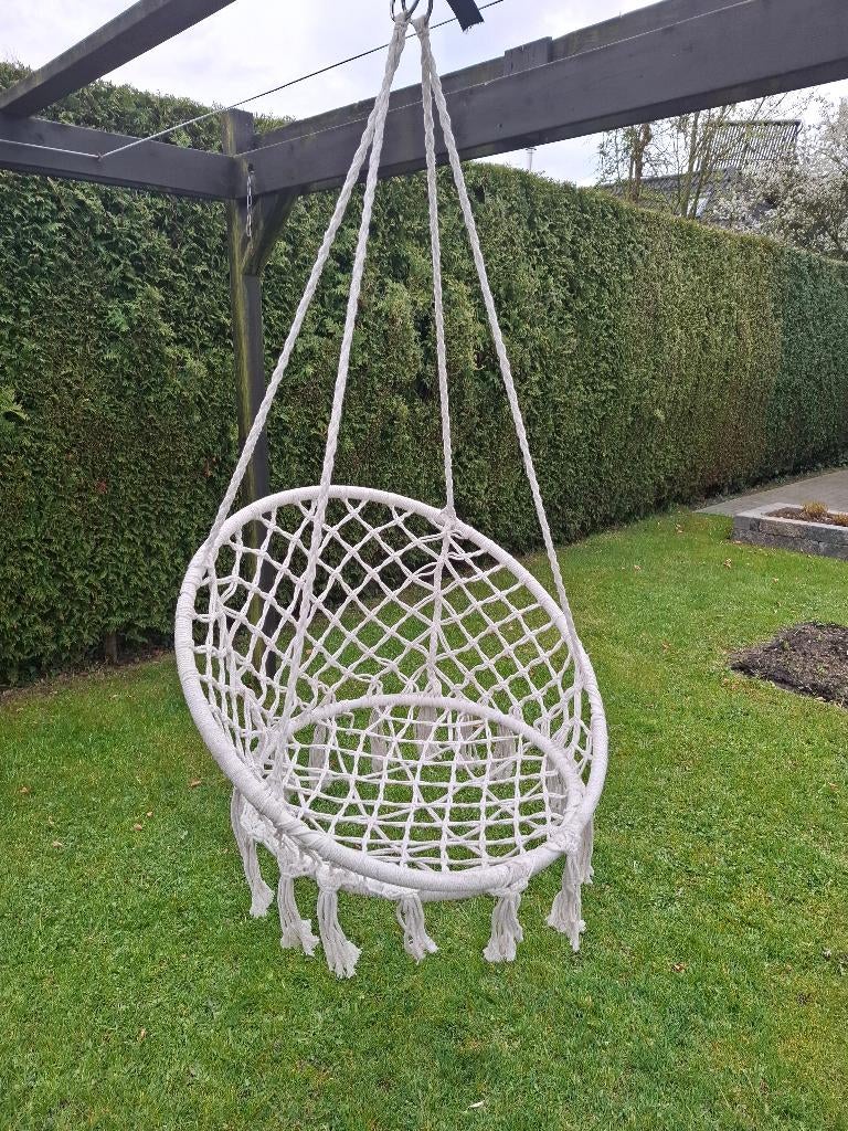 Beige, macramé hangstoel. Sporadisch gebruikt., Ophalen, Opvouwbaar, Zo goed als nieuw, Eenpersoons