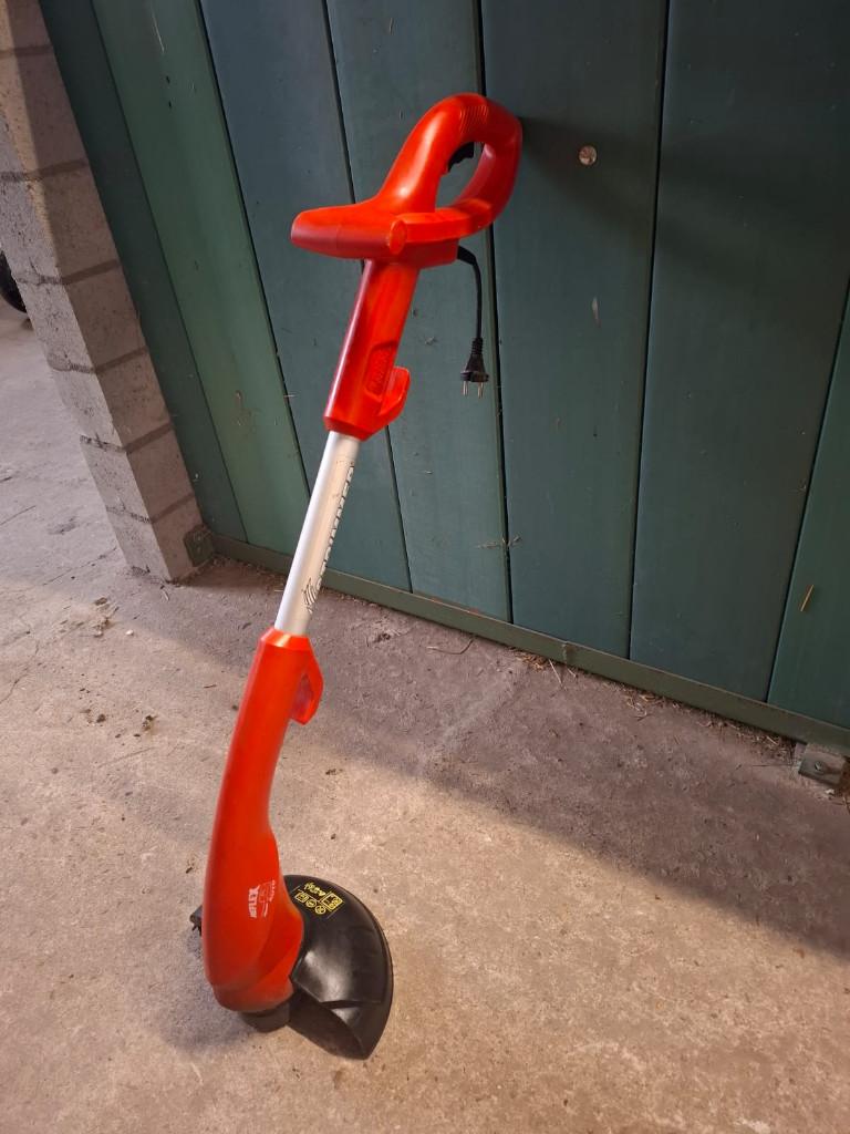 Black & Decker Elektrische kantenmaaier/grastrimmer, Tuin en Terras, Grastrimmers, Ophalen, Gebruikt, Elektrisch, Black and Decker