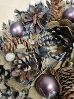 B218 kerst krans dennenappels bruin, Ophalen of Verzenden, 'T Olde Gre-j, Info@toldegrej.nl, Endepoelstraat 20f Didam