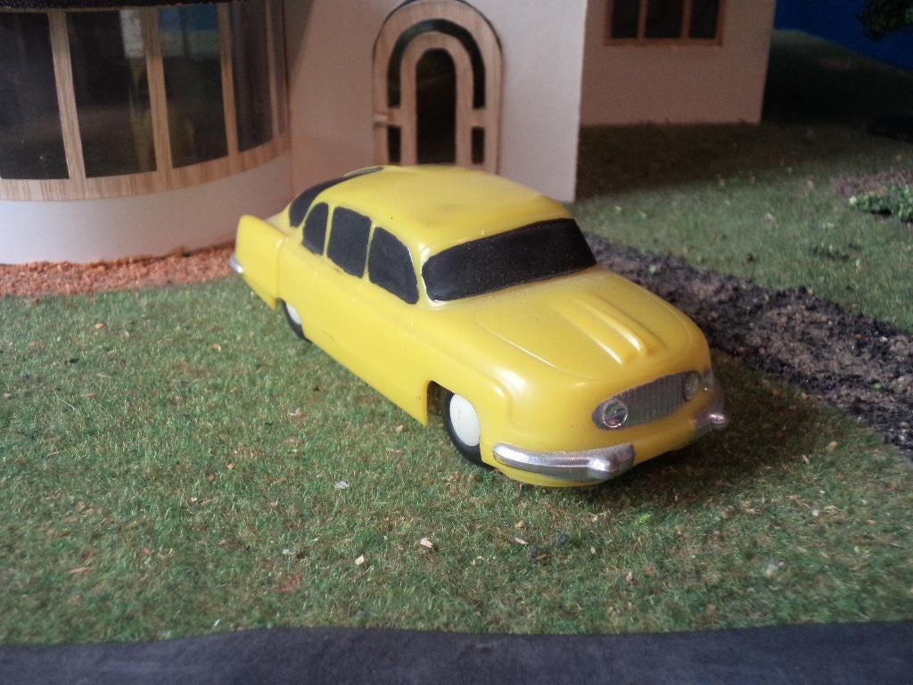 1/43 Tatra 603 Air Cooled V8 - IGRA met vliegwielaandrijving, Hobby en Vrije tijd, Modelauto's | 1:43, Ophalen of Verzenden, Gebruikt