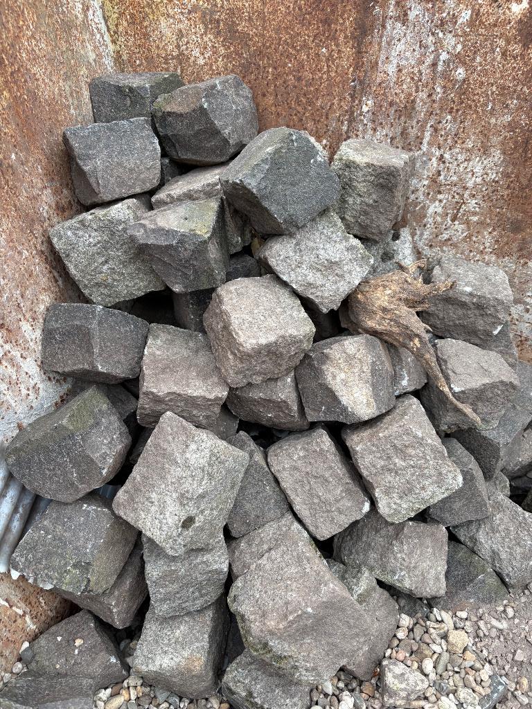 Keien +/- 50 stuks, Ophalen, Overige materialen, Gebruikt, Kei