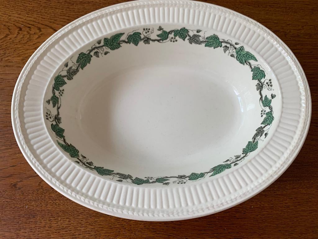 Wedgwood "Stratford" Ovale Diepe Schaal, Gebruikt, Ophalen of Verzenden, Schaal of Schalen, Overige stijlen