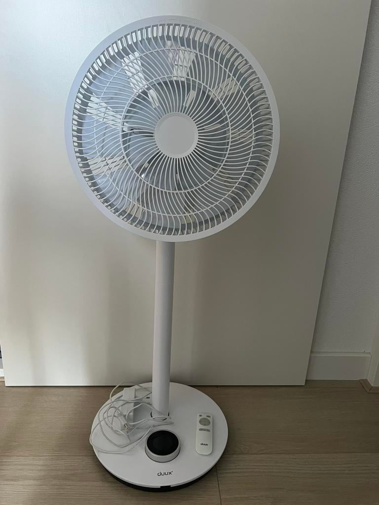 Duux Whisper Flex ventilator wit, Ophalen of Verzenden, Ventilator met afstandsbediening, Zo goed als nieuw, Vloerventilator