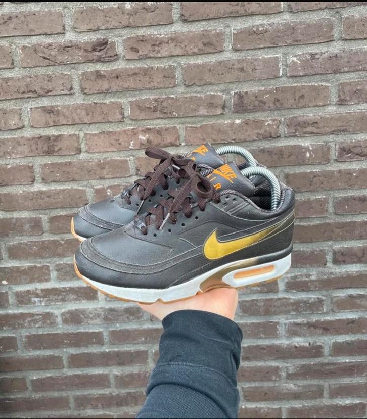 Nike Air Max BW Classic, Kleding | Dames, Schoenen, Zo goed als nieuw, Sneakers of Gympen, Overige kleuren, Ophalen of Verzenden