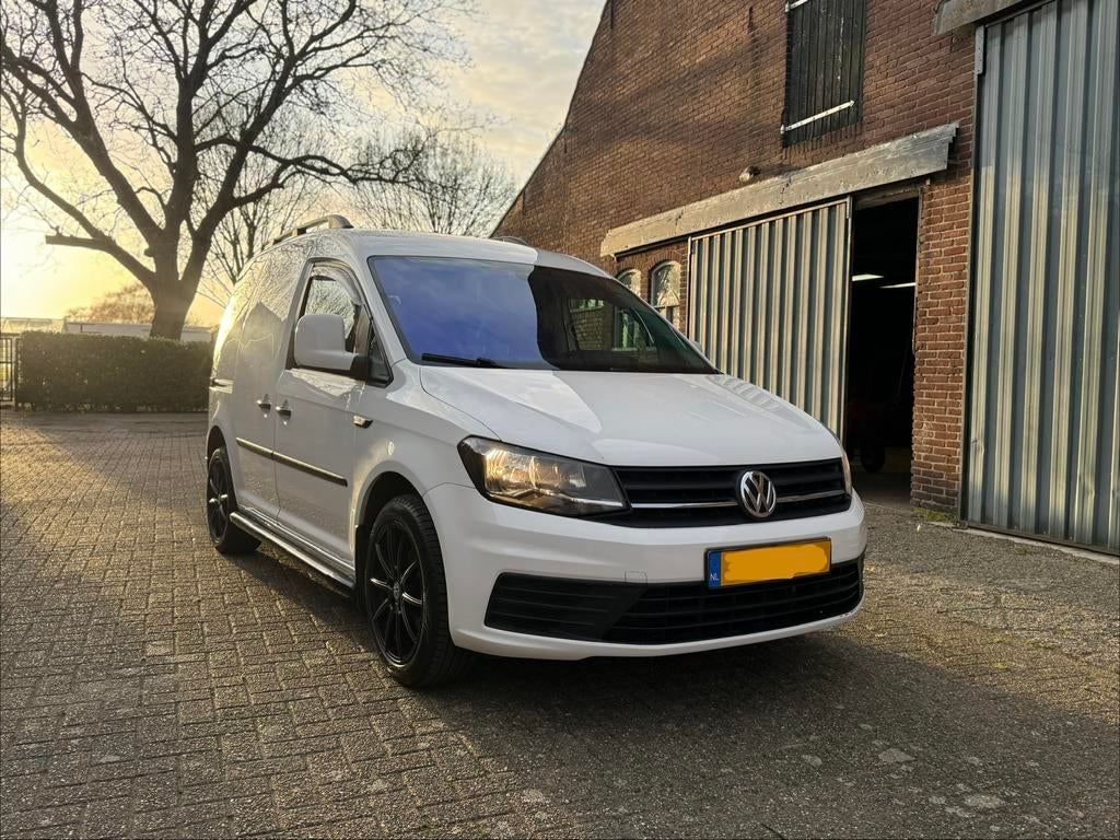 Volkswagen Caddy, Voorwielaandrijving, 1408 kg, Wit, Particulier
