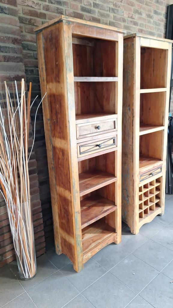 Set van 2 stijlvolle houtenkasten, Huis en Inrichting, Kasten | Overige, Zo goed als nieuw, Ophalen