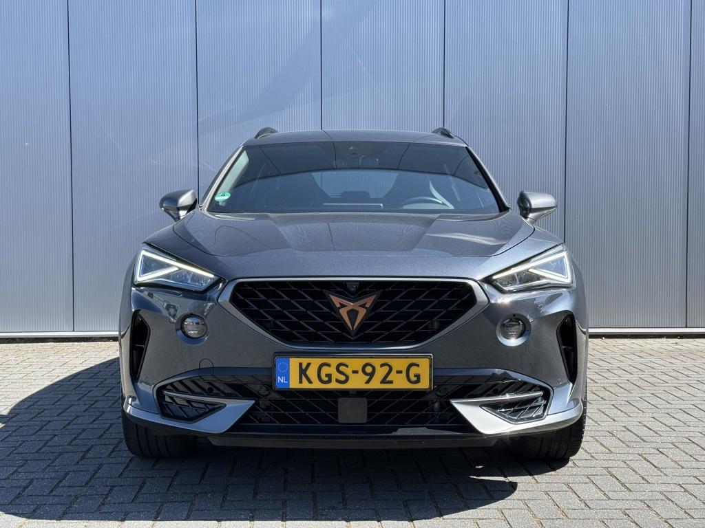 CUPRA Formentor 1.4 e-Hybride VZ Performance 3D Camera Carpl, Auto's, Cupra, Automaat, 12 maanden, Gebruikt, Euro 6