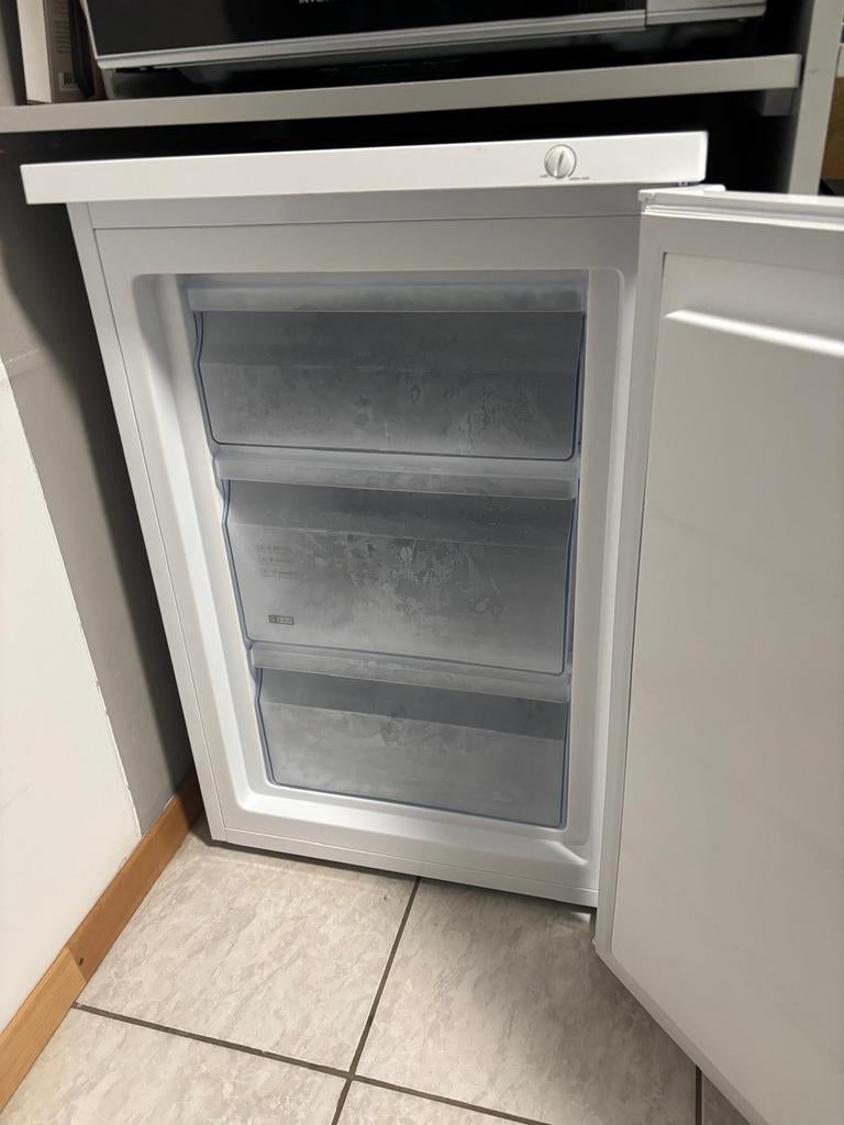 Bosch vriezer met 3 lades, Witgoed en Apparatuur, Vriezers en Diepvrieskisten, Ophalen, Zo goed als nieuw, Minder dan 60 cm