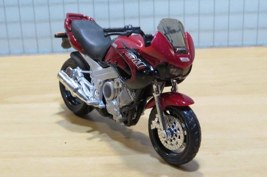 Yamaha TDM850 1:18 blister, Maisto, May Cheong Group France S.A.S., Nieuw, Ophalen of Verzenden