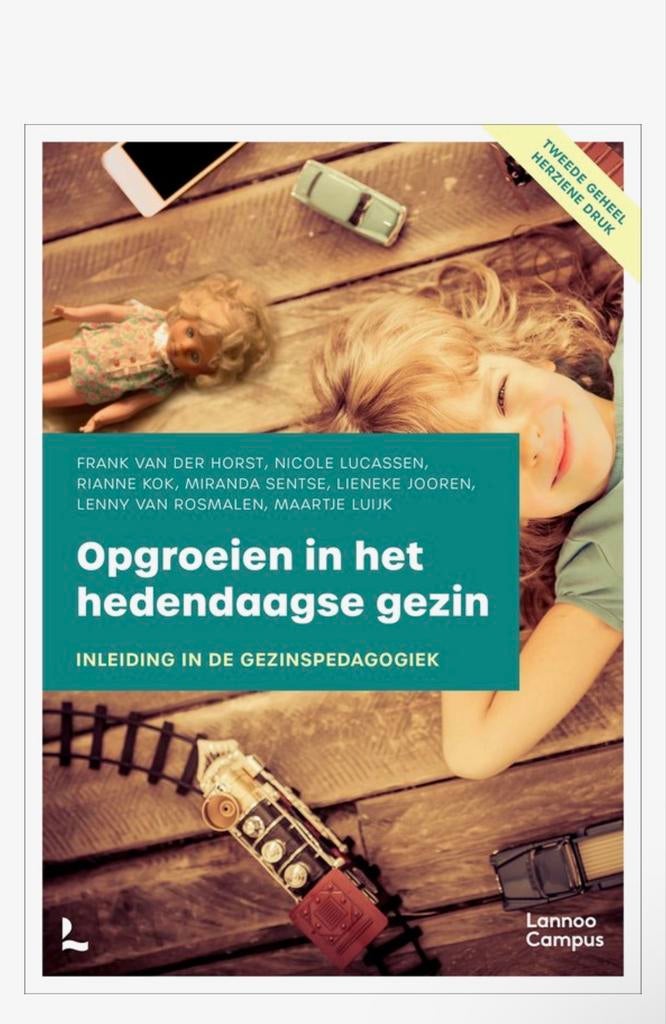Pedagogiek boek: Opgroeien in het hedendaagse gezin, Boeken, Ophalen, Zo goed als nieuw
