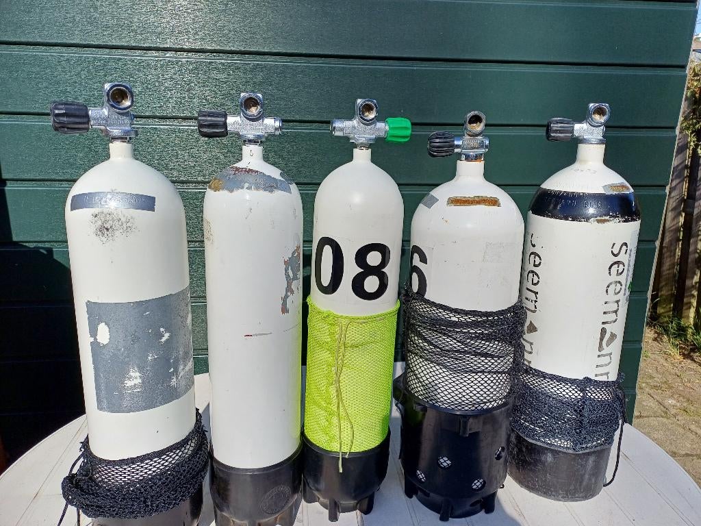 Duikflessen, Ophalen, Gebruikt, Duikfles
