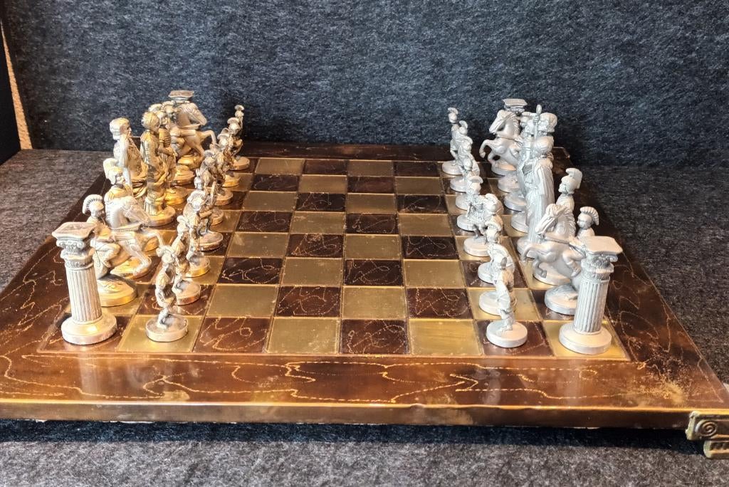 Handgemaakt schaakspel Grieks-Romeins van Manopoulos, Ophalen of Verzenden