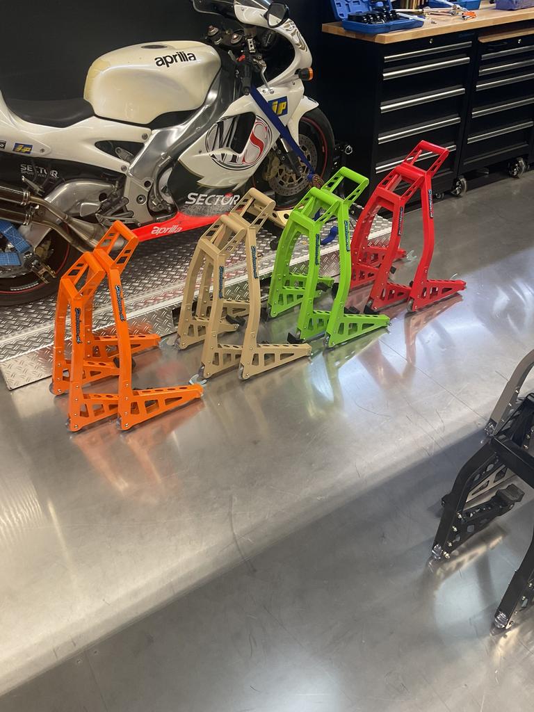 Verschillende paddockstand sets van 169,- NU VOOR, Motoren, Ophalen, Zo goed als nieuw