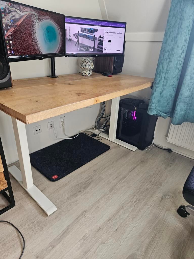 Zit-sta bureau thuiswerk setup met 2x monitor 27inch, Ophalen, Zit-sta bureau, Gebruikt, In hoogte verstelbaar