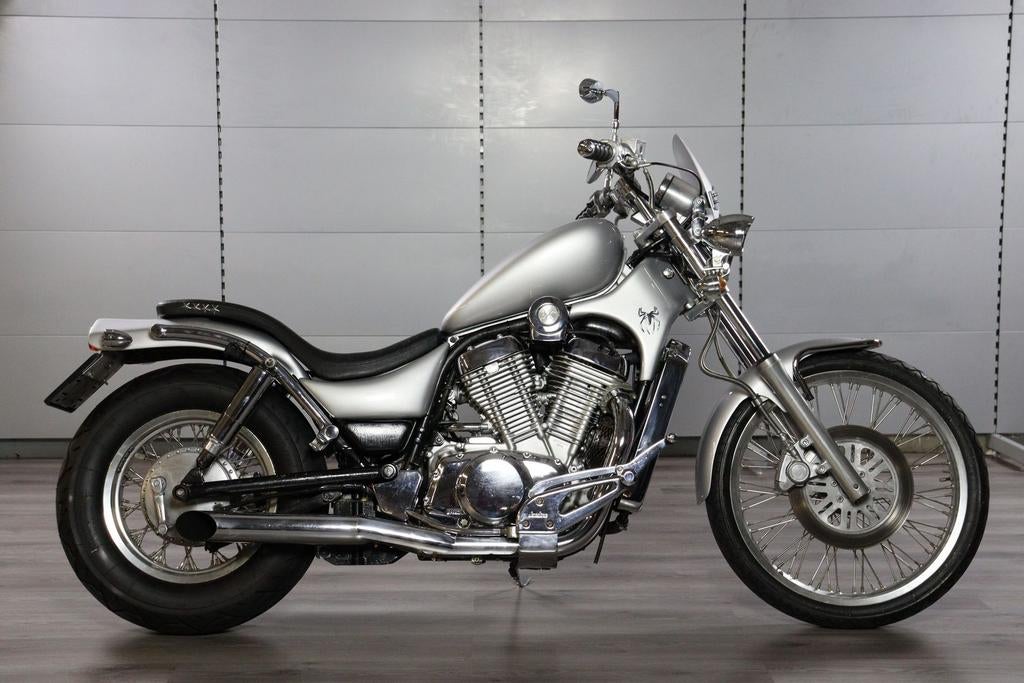 *VERKOCHT* SUZUKI VS 750 INTRUDER CUSTOM (bj 1990), Motoren, Motoren | Suzuki, Bedrijf, Onbekend, Meer dan 35 kW, Onbekend