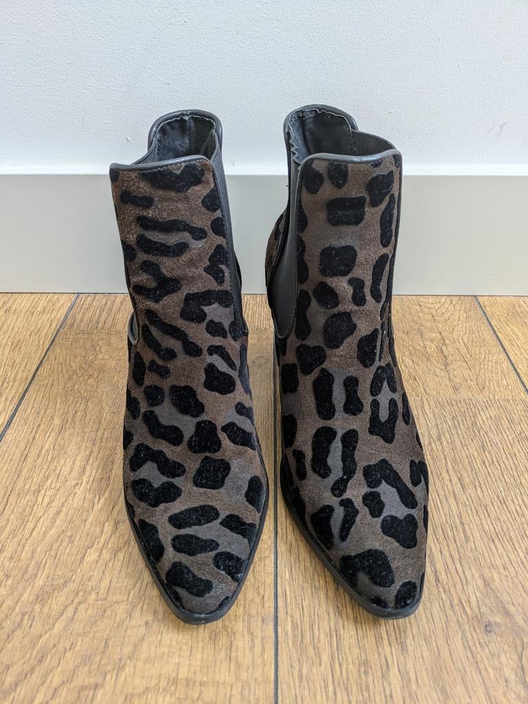 Vera Gomma laarsje panterprint maat 39, Kleding | Dames, Schoenen, Vera Gomma, Bruin, Lage of Enkellaarzen, Ophalen of Verzenden