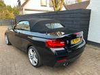 BMW 2-serie Cabrio 220i High Executive, M-sport, Leder Org N, Auto's, BMW, Automaat, 1998 cc, Achterwielaandrijving, Gebruikt