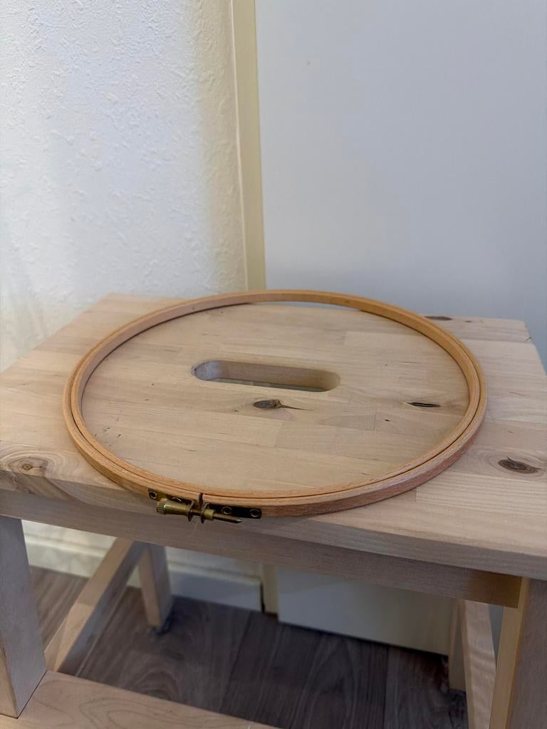 Vierkant borduurframe - vintage stijl houten look ring