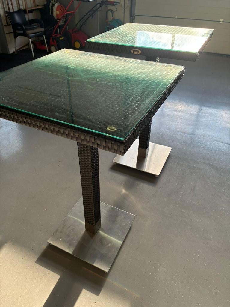 2x Hoge Bartafel / statafel Rattan Glasplaat, Ophalen, Gebruikt