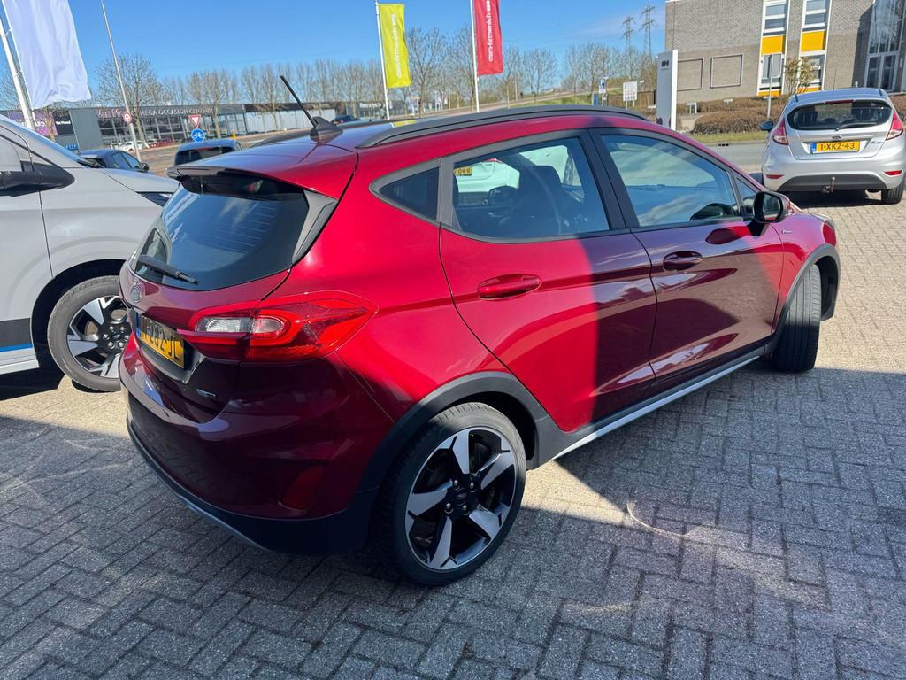Ford Fiesta 1.0 EcoBoost Hybrid Active X 125pk | Winterpack, Auto's, Ford, Voorwielaandrijving, Gebruikt, 49 €/maand, Handgeschakeld