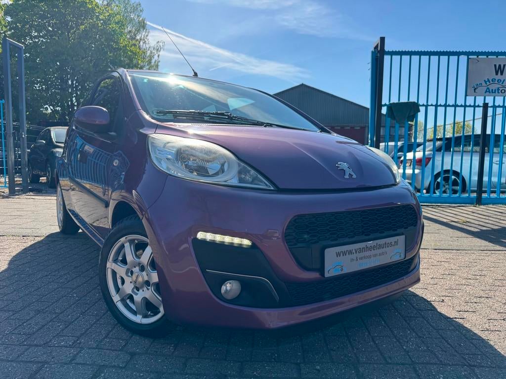 Peugeot 107 1.0 Envy A-C Elek Pakket Lmv Led Nw Apk, Voorwielaandrijving, Stof, Gebruikt, Overige kleuren