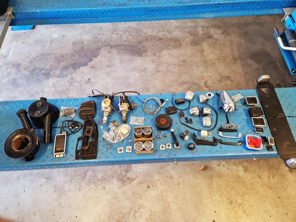 MGB onderdelen voor 1 prijs. MG B, Ophalen of Verzenden, Nieuw, MG